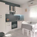 Rak Apartman Vis