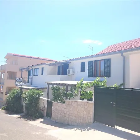 Apartment Rak