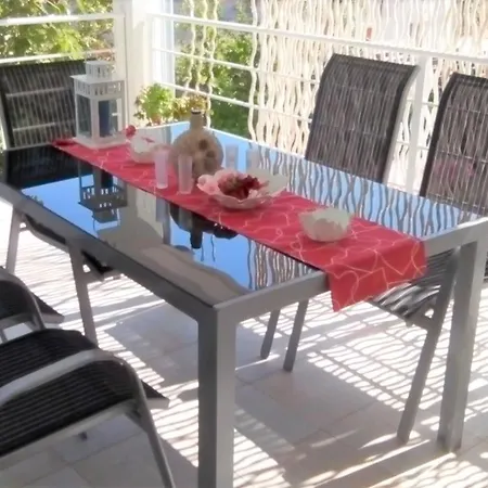 Apartman Rak Vis